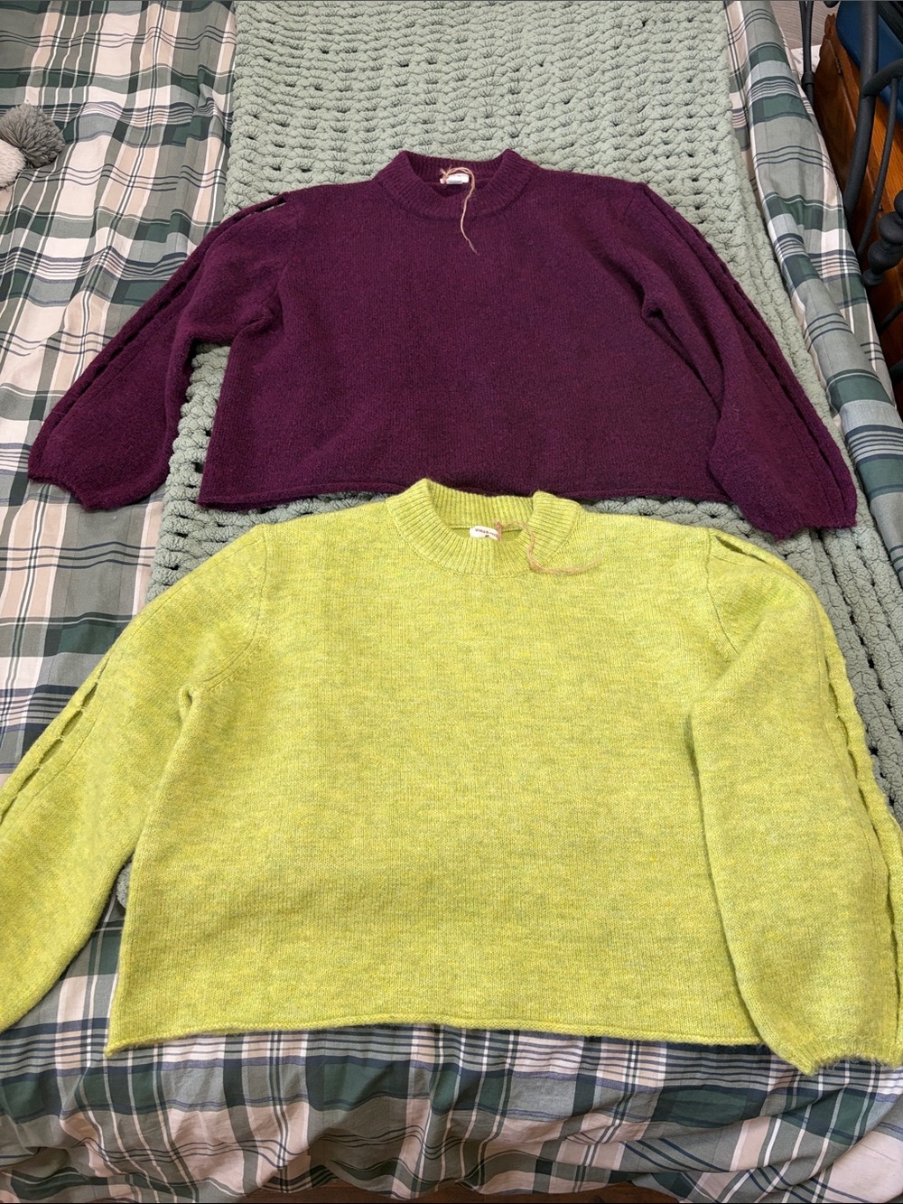 Cost Plus World Market Purple & Lime Crewneck Sweaters wool blend